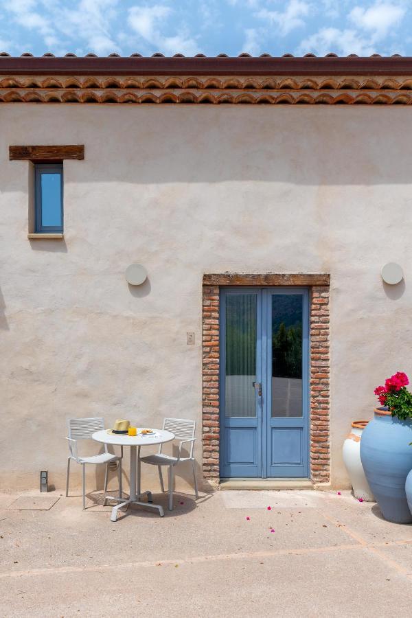 Borgo D'Orlando - Small Country Hotel Mirto  Ngoại thất bức ảnh