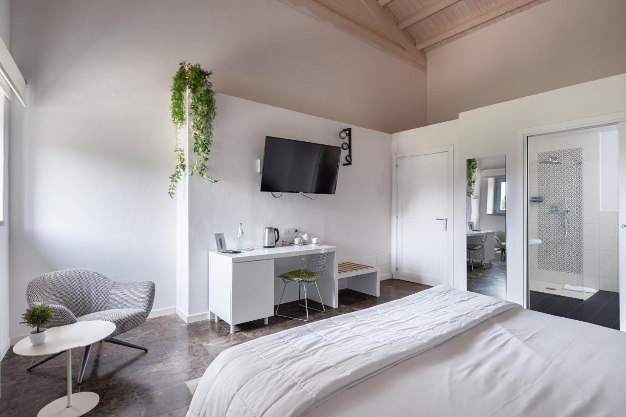 Borgo D'Orlando - Small Country Hotel Mirto  Ngoại thất bức ảnh